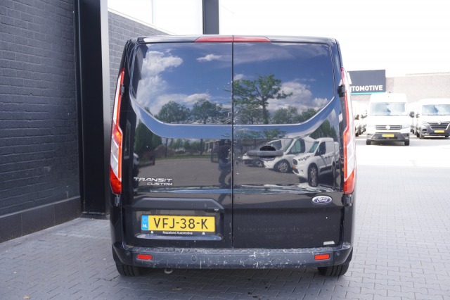 Ford Transit Custom 2.0 TDCI EURO 6 - Airco - Cruise - Camera - €13.900,- Excl.