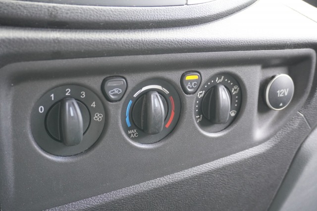 Ford Transit 2.0 TDCI L2H2 130PK EURO 6 - Airco - Navi - Cruise - Camera - €13.900,- Excl.