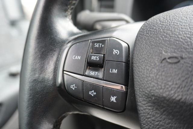 Ford Transit Custom 2.0 TDCI EURO 6 - Airco - Navi - Cruise - Camera - €12.499,- Excl.