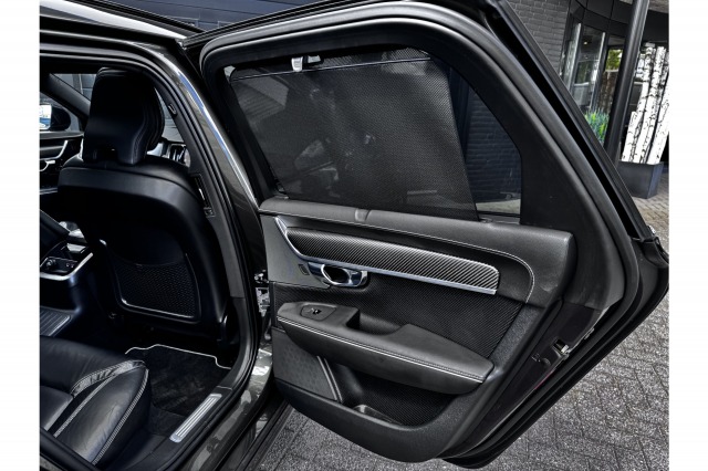 Volvo V90 2.0 T8 AWD R-Design 391PK | Pano | H&K Audio | Head Up | Memory | €31.900,- Incl. BTW.