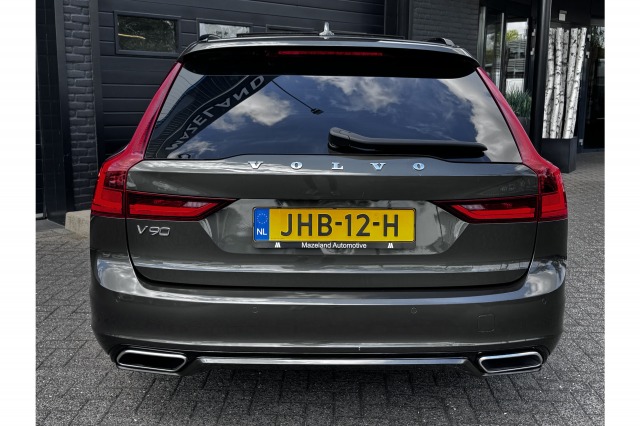 Volvo V90 2.0 T8 AWD R-Design 391PK | Pano | H&K Audio | Head Up | Memory | €31.900,- Incl. BTW.