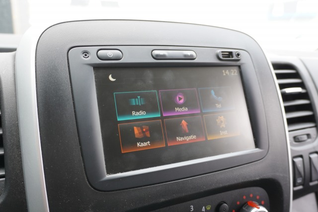 Renault Trafic 2.0 dCi 120PK EURO 6 - Airco - Cruise - PDC - €11.900,- Excl. Renault Trafic 2.0 dCi 120PK EURO 6 - Airco - Cruise - PDC - €11.900,- Excl.