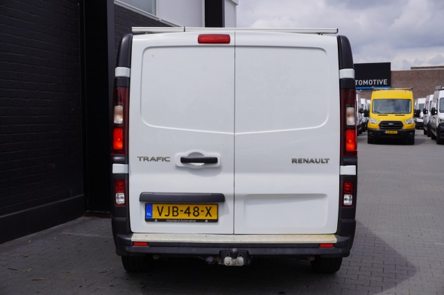 Renault Trafic 2.0 dCi 120PK EURO 6 - Airco - Cruise - PDC - €11.900,- Excl. Renault Trafic 2.0 dCi 120PK EURO 6 - Airco - Cruise - PDC - €11.900,- Excl.