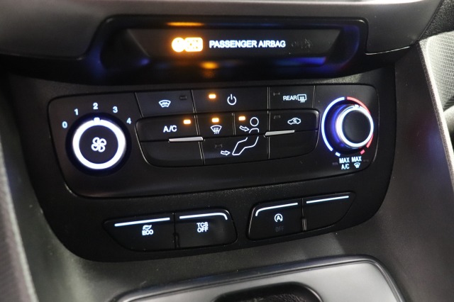 Ford Transit Connect 1.5 EcoBlue L2 Automaat - EURO 6 - Airco - Navi - Cruise - €8.900,- Excl.