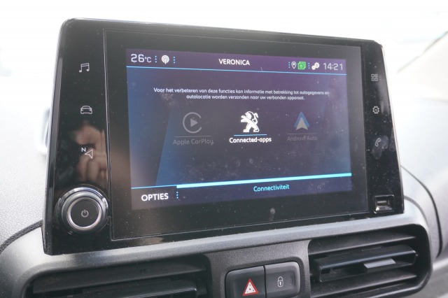 Peugeot Partner 1.2 PureTech 110PK Benzine! EURO 6 - Airco - Navi - Cruise - €12.499,- Excl.