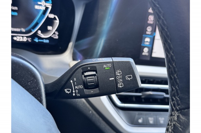 BMW 3 Serie Touring 330e Business Edition Plus Dealer OH | Leder | Memory | Carplay | €22.900,- incl. BTW