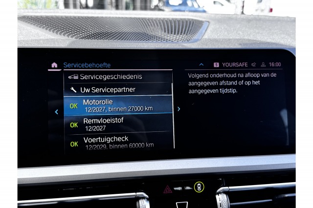 BMW 3 Serie Touring 330e Business Edition Plus Dealer OH | Leder | Memory | Carplay | €22.900,- incl. BTW