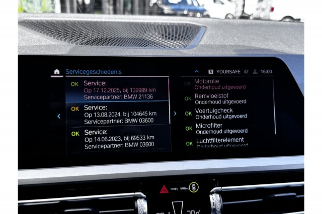 BMW 3 Serie Touring 330e Business Edition Plus Dealer OH | Leder | Memory | Carplay | €22.900,- incl. BTW