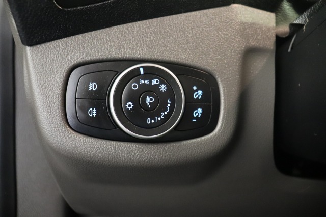 Ford Transit Connect 1.5 EcoBlue L2 100PK Automaat EURO 6 - Airco - Trekhaak- PDC - €9.950,- Excl.