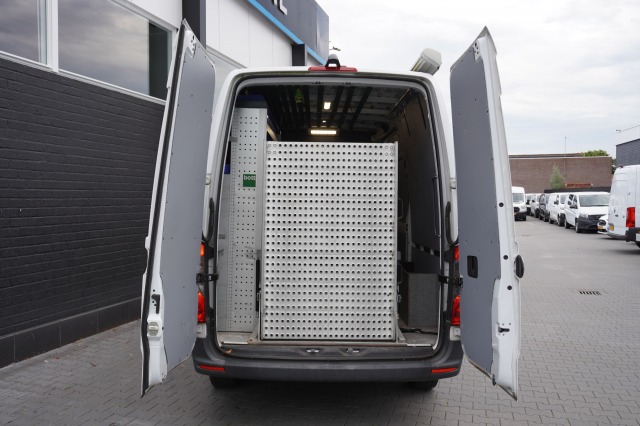 Mercedes-Benz Sprinter 311 2.2 CDI L2H2 EURO 6 - A/C Climate - Camera - €16.900,- Excl. Mercedes-Benz Sprinter 311 2.2 CDI L2H2 EURO 6 - A/C Climate - Camera - €16.900,- Excl.