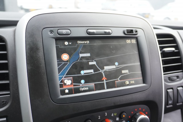 Renault Trafic 2.0 dCi 145PK Automaat 2x Schuifdeur EURO 6 - Airco - Navi - Cruise - €17.950,- Excl. Renault Trafic 2.0 dCi 145PK Automaat 2x Schuifdeur EURO 6 - Airco - Navi - Cruise - €17.950,- Excl.