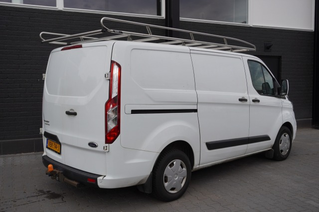 Ford Transit Custom 2.0 TDCI EURO 6 - Airco - Cruise - PDC - €11.900,- Excl.