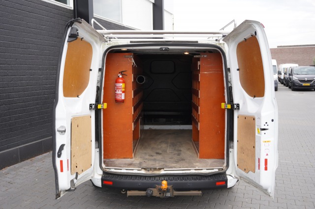 Ford Transit Custom 2.0 TDCI EURO 6 - Airco - Cruise - PDC - €11.900,- Excl.