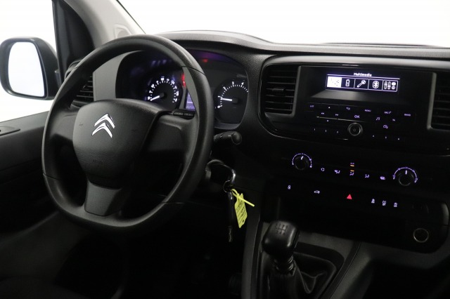 Citroën Jumpy 1.5 BlueHDI EURO 6 - Airco - Cruise - PDC - €14.900,- Excl. Citroën Jumpy 1.5 BlueHDI EURO 6 - Airco - Cruise - PDC - €14.900,- Excl.