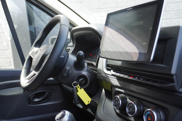 Renault Trafic 2.0 dCi 110PK EURO 6 - Airco - Navi - Cruise - €15.900,- Excl.