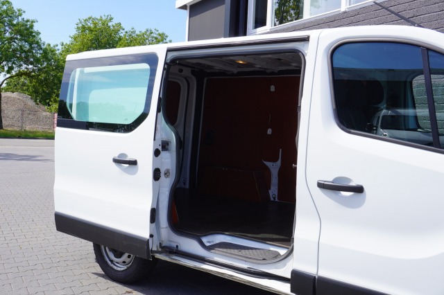 Renault Trafic 2.0 dCi 110PK EURO 6 - Airco - Navi - Cruise - €15.900,- Excl.