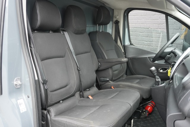 Renault Trafic 2.0 dCi 120PK - EURO 6 - Airco - Navi - Cruise - €12.900,- Excl.