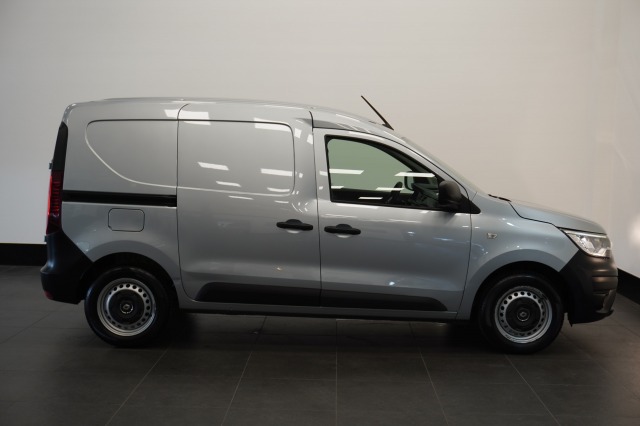 Renault Express 1.3 TCe 100PK Benzine EURO 6 - Airco - Navi - Cruise - €11.950,- Excl. Renault Express 1.3 TCe 100PK Benzine EURO 6 - Airco - Navi - Cruise - €11.950,- Excl.