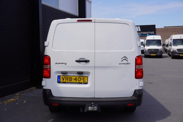 Citroën Jumpy 2.0 BlueHDI 180PK Automaat L3 EURO 6 - Airco - Navi - Cruise - €15.900,- Excl. Citroën Jumpy 2.0 BlueHDI 180PK Automaat L3 EURO 6 - Airco - Navi - Cruise - €15.900,- Excl.