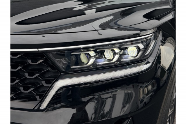 Kia Sorento 1.6 T-GDI Plug-in Hybrid 4WD DynamicLine 7p. | Trekhaak | Camera | ACC | €35.900,- incl. BTW Kia Sorento 1.6 T-GDI Plug-in Hybrid 4WD DynamicLine 7p. | Trekhaak | Camera | ACC | €35.900,- incl. BTW