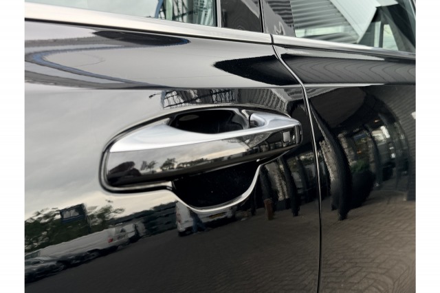 Kia Sorento 1.6 T-GDI Plug-in Hybrid 4WD DynamicLine 7p. | Trekhaak | Camera | ACC | €35.900,- incl. BTW Kia Sorento 1.6 T-GDI Plug-in Hybrid 4WD DynamicLine 7p. | Trekhaak | Camera | ACC | €35.900,- incl. BTW