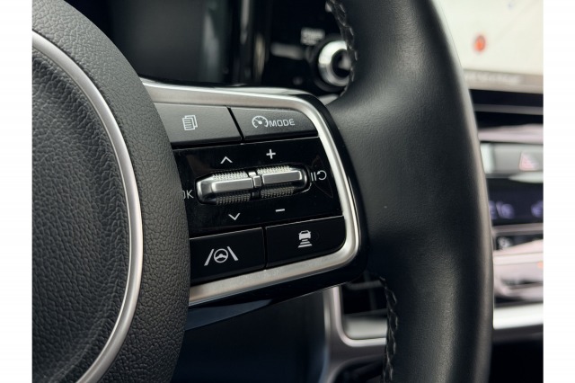 Kia Sorento 1.6 T-GDI Plug-in Hybrid 4WD DynamicLine 7p. | Trekhaak | Camera | ACC | €35.900,- incl. BTW Kia Sorento 1.6 T-GDI Plug-in Hybrid 4WD DynamicLine 7p. | Trekhaak | Camera | ACC | €35.900,- incl. BTW