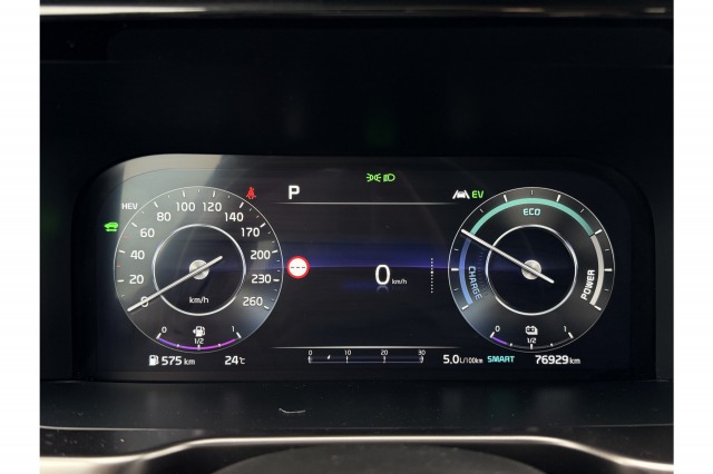 Kia Sorento 1.6 T-GDI Plug-in Hybrid 4WD DynamicLine 7p. | Trekhaak | Camera | ACC | €35.900,- incl. BTW Kia Sorento 1.6 T-GDI Plug-in Hybrid 4WD DynamicLine 7p. | Trekhaak | Camera | ACC | €35.900,- incl. BTW