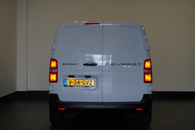 Peugeot Expert 1.5 BlueHDi 120PK L2 EURO 6 - Airco - PDC - Cruise - € 21.950,- Excl.