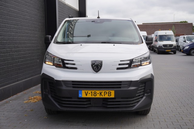 Peugeot Expert 1.5 BlueHDi 120PK L2 EURO 6 - Airco - Cruise - PDC - € 21.950,- Excl. Peugeot Expert 1.5 BlueHDi 120PK L2 EURO 6 - Airco - Cruise - PDC - € 21.950,- Excl.