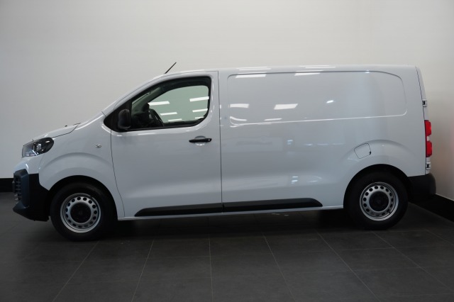 Peugeot Expert 1.5 BlueHDi 120PK L2 EURO 6 - Airco - Cruise - PDC - €21.950,- Excl. Peugeot Expert 1.5 BlueHDi 120PK L2 EURO 6 - Airco - Cruise - PDC - €21.950,- Excl.