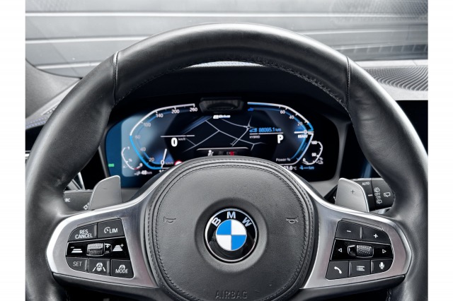 BMW 3 Serie Touring 330e xDrive High Executive | H&K Audio | 360 Camera | ACC | Laser | Trekhaak | €20.900,- incl. BTW