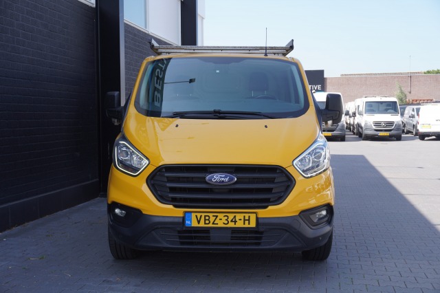 Ford Transit Custom 2.0 TDCI 130PK L2 EURO 6 - Airco - Cruise - PDC - Trekhaak - € 11.950,- Excl.