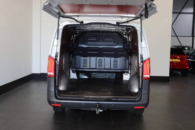 Mercedes-Benz Vito 114 CDI Lang Automaat EURO 6 - A/C Climate - Cruise - Camera - €19.900,- Excl.