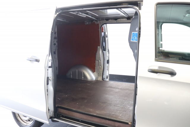 Mercedes-Benz Vito 114 CDI Lang Automaat EURO 6 - A/C Climate - Cruise - Camera - €19.900,- Excl.