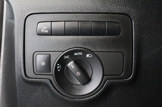 Mercedes-Benz Vito 114 CDI Lang Automaat EURO 6 - A/C Climate - Cruise - Camera - €19.900,- Excl.