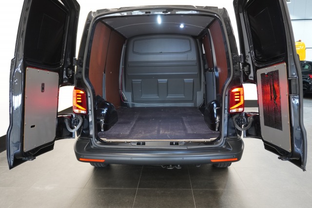 Volkswagen Transporter 2.0 TDI 150PK Automaat EURO 6 - Airco - Navi - Cruise - € 17.900,- Excl.