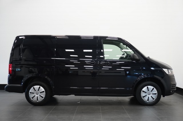 Volkswagen Transporter 2.0 TDI 150PK Automaat EURO 6 - Airco - Navi - Cruise - € 17.900,- Excl.