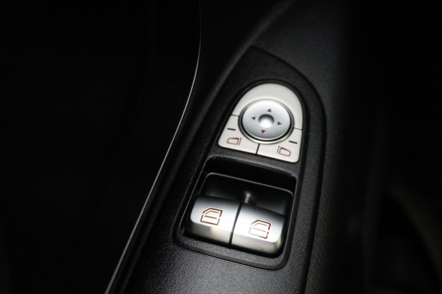 Mercedes-Benz Vito 114 CDI Lang Automaat EURO 6 - Airco - Cruise - Camera - € 19.900,- Excl.