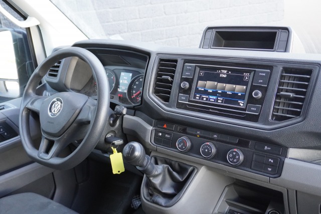 Volkswagen Crafter 2.0 TDI 140PK L3H3 EURO 6 - Airco - Trekhaak - Camera - €20.900,- Excl.