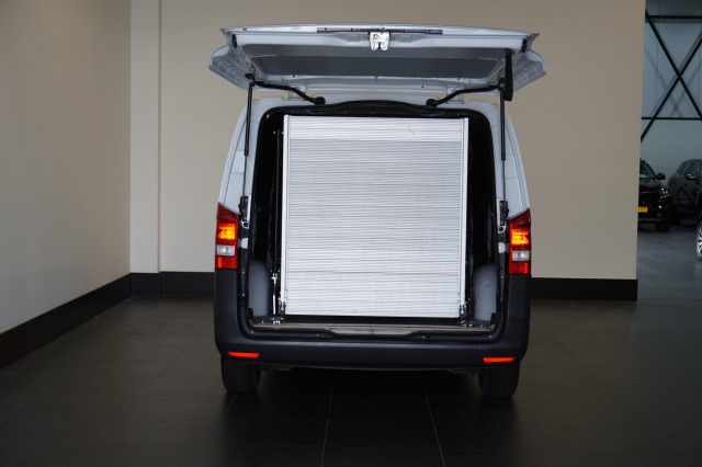 Mercedes-Benz Vito 110 CDI Lang EURO 6 - Airco - Camera - €14.900,- Excl. Mercedes-Benz Vito 110 CDI Lang EURO 6 - Airco - Camera - €14.900,- Excl.