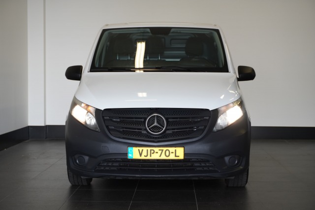 Mercedes-Benz Vito 110 CDI Lang EURO 6 - Airco - Camera - €14.900,- Excl. Mercedes-Benz Vito 110 CDI Lang EURO 6 - Airco - Camera - €14.900,- Excl.