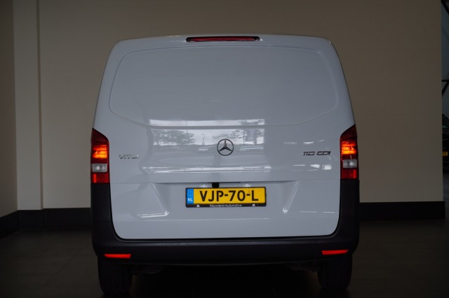 Mercedes-Benz Vito 110 CDI Lang EURO 6 - Airco - Camera - €14.900,- Excl. Mercedes-Benz Vito 110 CDI Lang EURO 6 - Airco - Camera - €14.900,- Excl.
