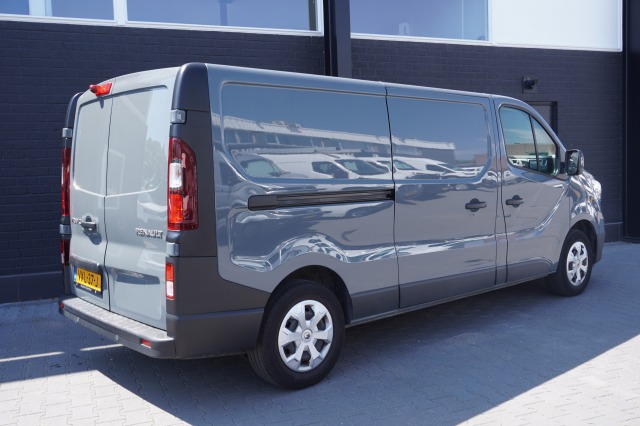 Renault Trafic 2.0 dCi 150PK Automaat L2 - EURO 6 - Airco - Navi - Cruise - €22.499,- Excl.