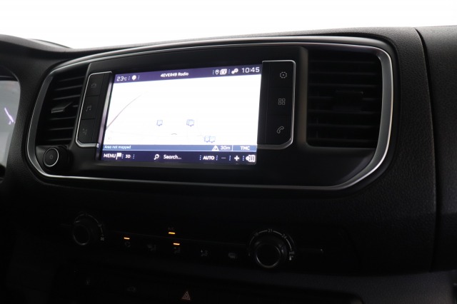 Peugeot Expert 1.5 BlueHDI 100PK L2 EURO 6 - Airco - Navi - Cruise - €11.900,- Excl. Peugeot Expert 1.5 BlueHDI 100PK L2 EURO 6 - Airco - Navi - Cruise - €11.900,- Excl.