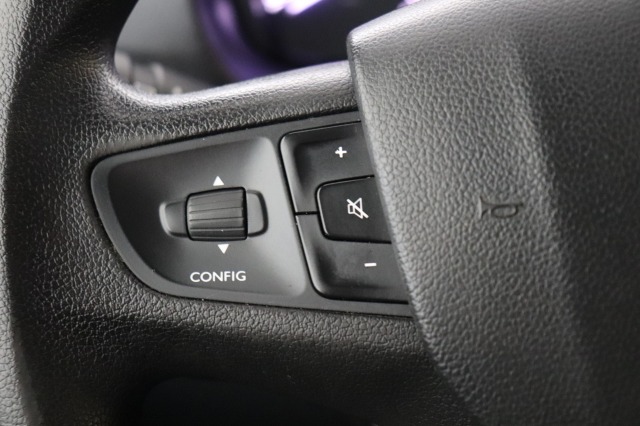 Peugeot Expert 1.5 BlueHDI 100PK L2 EURO 6 - Airco - Navi - Cruise - €11.900,- Excl. Peugeot Expert 1.5 BlueHDI 100PK L2 EURO 6 - Airco - Navi - Cruise - €11.900,- Excl.