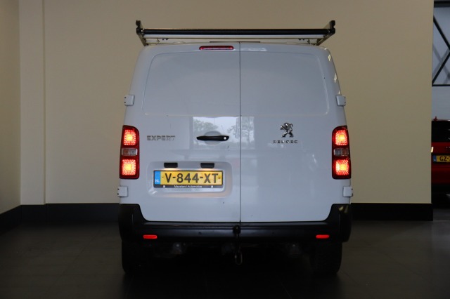 Peugeot Expert 2.0 BlueHDI 122PK L3 EURO 6 - Airco - Navi - Cruise - €9.950,- Excl. Peugeot Expert 2.0 BlueHDI 122PK L3 EURO 6 - Airco - Navi - Cruise - €9.950,- Excl.