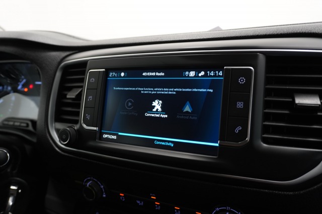 Peugeot Expert 2.0 BlueHDI 122PK L3 Dubbele Cabine EURO 6 - Airco - Navi - Cruise - €16.950,- Excl. Peugeot Expert 2.0 BlueHDI 122PK L3 Dubbele Cabine EURO 6 - Airco - Navi - Cruise - €16.950,- Excl.
