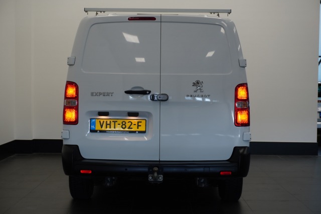 Peugeot Expert 2.0 BlueHDI 122PK L3 Dubbele Cabine EURO 6 - Airco - Navi - Cruise - €16.950,- Excl. Peugeot Expert 2.0 BlueHDI 122PK L3 Dubbele Cabine EURO 6 - Airco - Navi - Cruise - €16.950,- Excl.