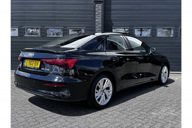 Audi A3 Limousine 35 TFSI 150PK Business edition Automaat | Cruise | B&O Audio | Virtual | €20.900,- Incl. BTW