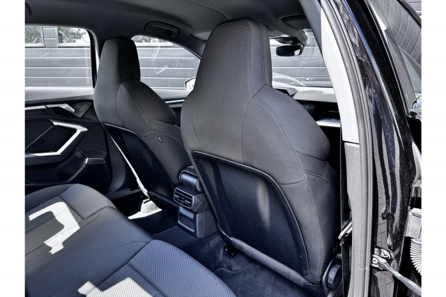 Audi A3 Limousine 35 TFSI 150PK Business edition Automaat | Cruise | B&O Audio | Virtual | €20.900,- Incl. BTW